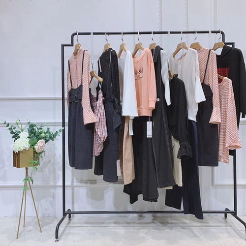 【圣迪奧優(yōu)美世界女裝折扣店歐美跨境大碼女裝寬松廣州尾貨批發(fā)市場(chǎng)】- 