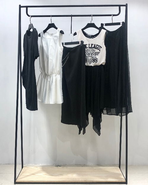 【廣州品牌折扣女裝寬松精致潮流絲麻連衣裙尾貨批發】-